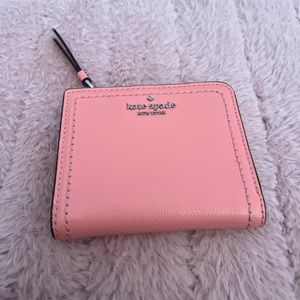 Kate Spade bifold wallet